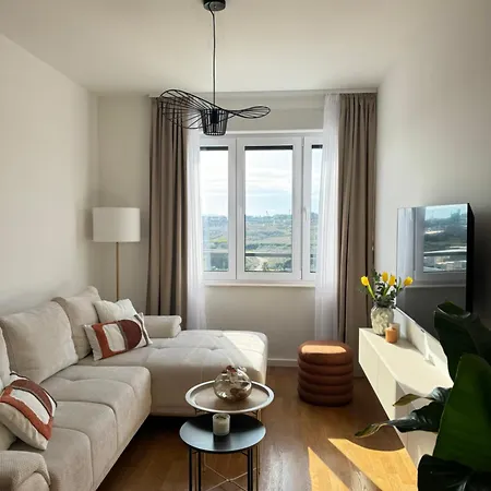 Alegria - Free Garage Parking 公寓 *